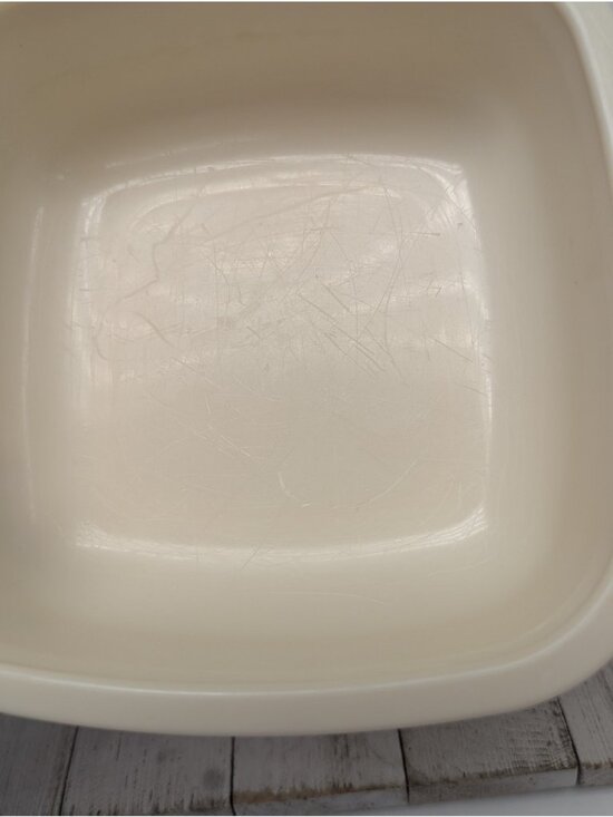 Rubbermaid 2 Cup Storage Container #2243 Square Servin Saver Almond - B - Picture 10 of 12